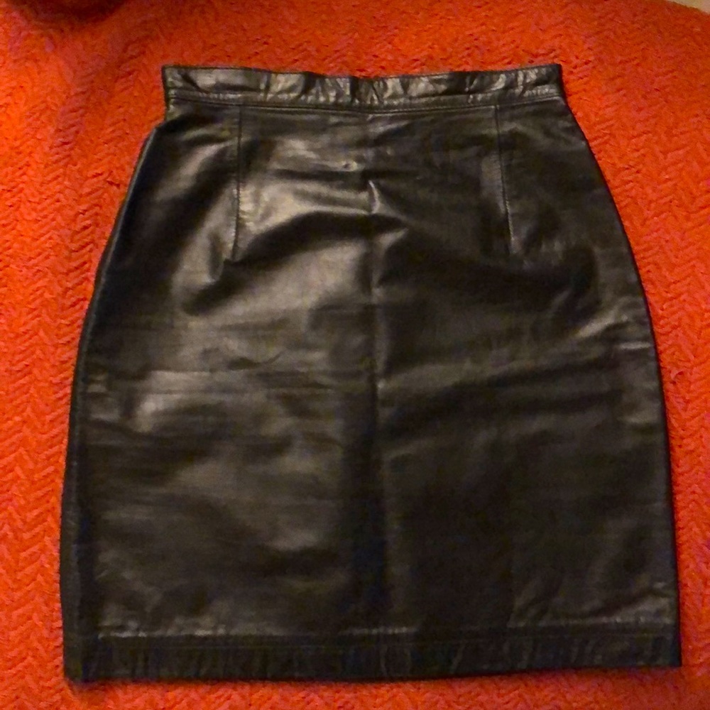 Vintage Genuine leather mini black skirt